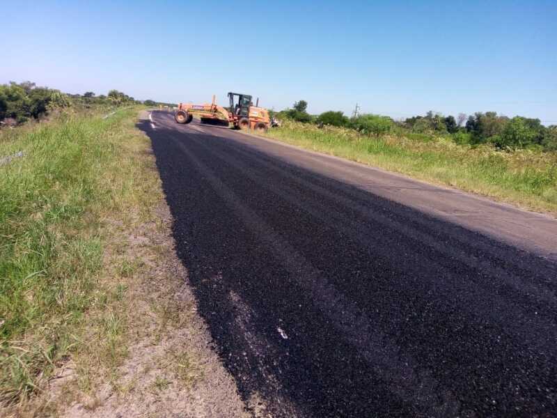 Vialidad impulsa una tercera trocha sobre la ruta 14 para mejorar la seguridad y la circulación 3 La Asociación Gremial de Vialidad Nacional celebra la derogación del decreto 461, pero advierte sobre la urgencia de presupuesto y mantenimiento de rutas estratégicas.