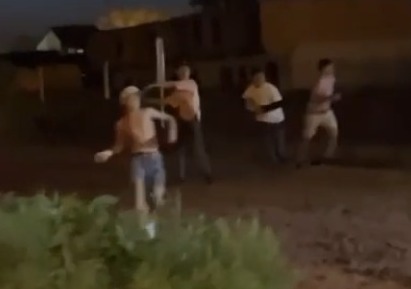 Brutal pelea afuera de un boliche en Wanda terminó con dos heridos y un detenido wanda 1 - 1