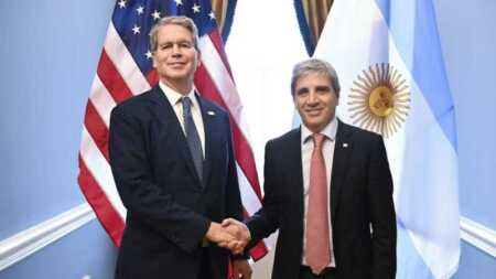 EEUU inyecta dólares y confirma swap para Argentina por USD 20.000 millones argentina EEUU