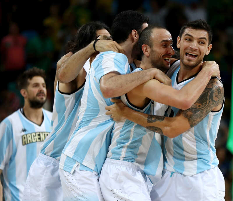 Con la despedida de Carlos Delfino, se cierra el ciclo dorado del básquet argentino 3 Carlos Delfino, el guerrero que nunca se rindió, anunció su retiro
