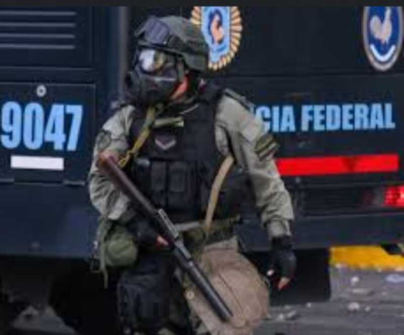 Procesaron al gendarme Héctor Guerrero por herir gravemente al fotógrafo Pablo Grillo 7 G2sTa UXEAEyVNA - 6