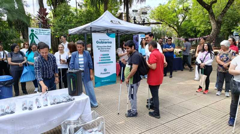 Misiones celebra el Día Internacional del Bastón Blanco con donación de 100 bastones 2 IMG 20251015 095655 - 1