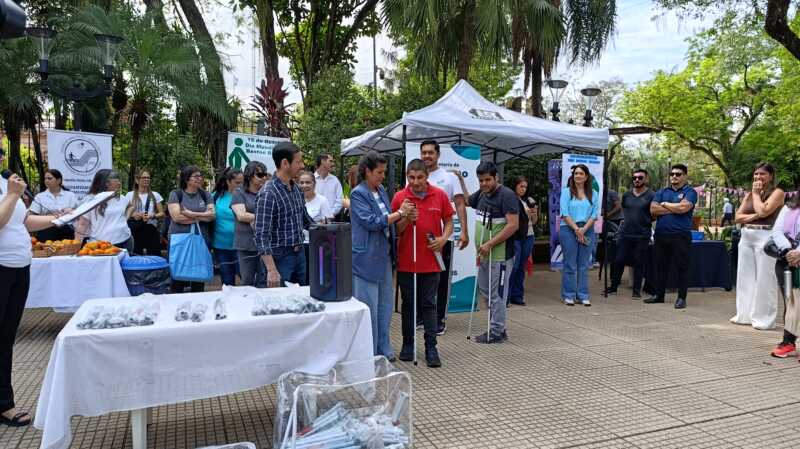 Misiones celebra el Día Internacional del Bastón Blanco con donación de 100 bastones 4 IMG 20251015 095712 - 3