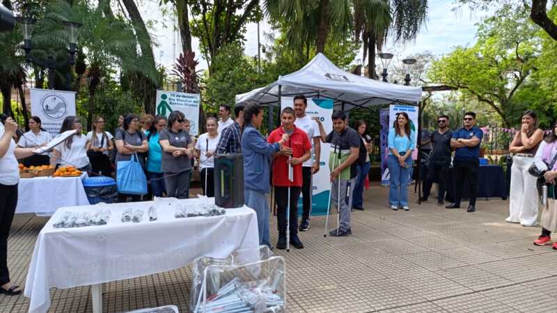 Misiones celebra el Día Internacional del Bastón Blanco con donación de 100 bastones 16 IMG 20251015 095714 - 15