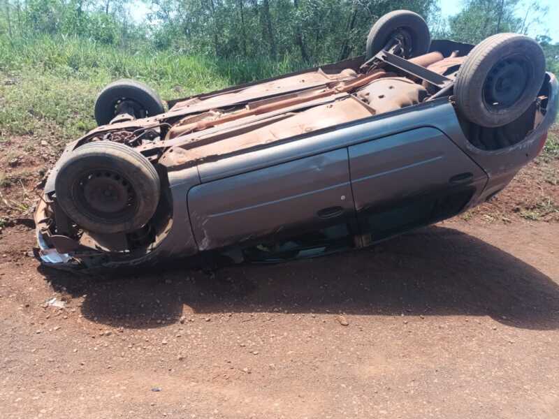 Despiste y vuelco en Itaembé Guazú dejó un herido 4 Imagen de WhatsApp 2025 10 09 a las 16.22.38 1f70d8c7 - 3