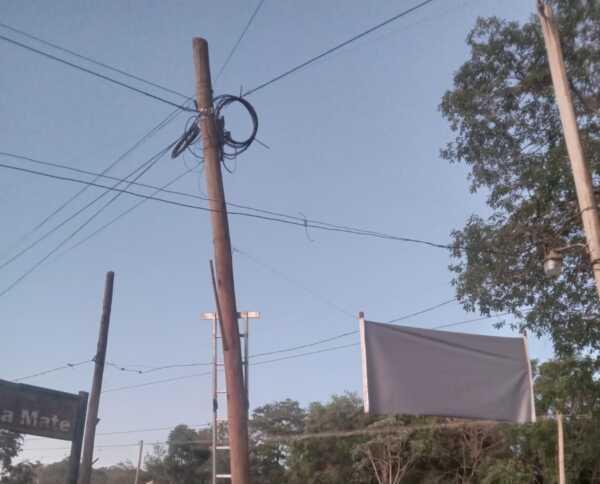 Explosión en línea 132 kV deja sin energía a Puerto Iguazú Imagen de WhatsApp 2025 10 14 a las 20.31.49 a58468ec e1760485484951 - 2
