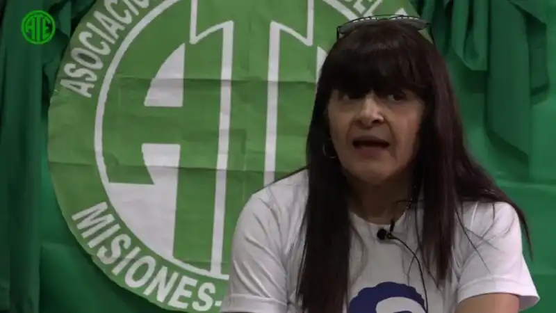 Amparo colectivo de ATE Misiones busca proteger el derecho a los medicamentos del PAMI 2 “Es una decisión política firme para proteger la salud de los jubilados”, afirmó Miriam López, secretaria general de ATE Misiones, al anunciar el amparo colectivo en la Justicia Federal.