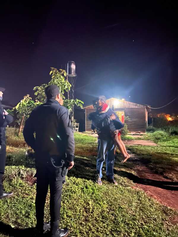 Operativo policial en Oberá por dos niños perdidos: estaban durmiendo fuera de casa Oberá