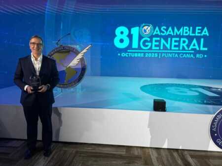 Redacciones5G de Telecom Argentina recibió el premio “Gran Amigo de la Prensa” de la SIP telecom sip
