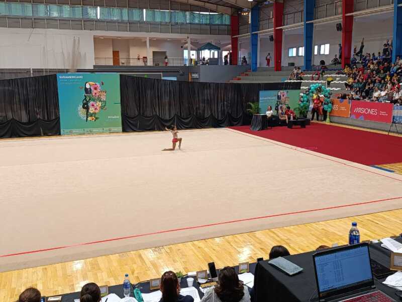 Posadas vive a pleno el Sudamericano de Gimnasia Rítmica con más de 400 atletas Posadas