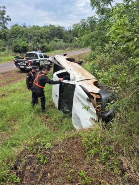 25 de Mayo: conducía borracho, despistó en la Ruta Provincial 9 y terminó detenido 25 de Mayo