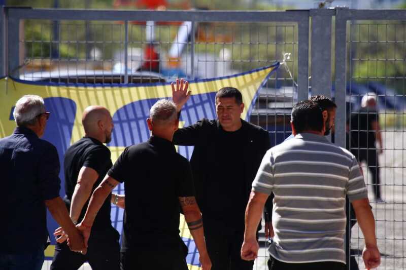 El último adiós a Miguel Ángel Russo: así fue el velorio del DT xeneize 14 Velorio Russo 4 - 13