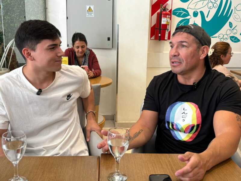 “Maravilla” Martínez, mano a mano con Radio Up: “La clave del éxito es la pasión” 2 WhatsApp Image 2025 10 02 at 11.27.30 - 1