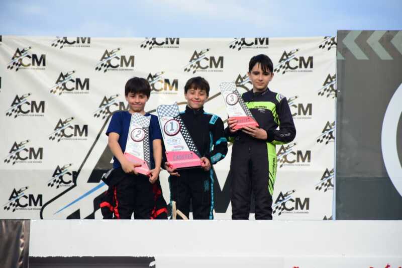 El Campeonato Misionero de Karting corrió su anteúltima fecha y queda al rojo vivo 16 WhatsApp Image 2025 10 12 at 20.21.44 1 - 15