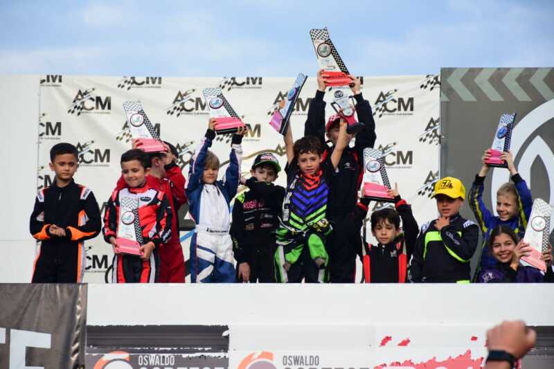 El Campeonato Misionero de Karting corrió su anteúltima fecha y queda al rojo vivo 6 WhatsApp Image 2025 10 12 at 20.21.46 - 5