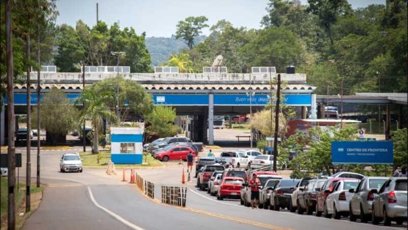 Iguazú: Denuncian a agentes de aduana por presunto cobro irregular aduana iguazú