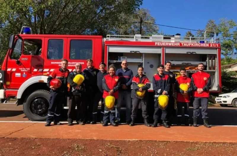 “Todo está en dólares y no hay escapatoria”: el drama financiero de los bomberos voluntarios en Misiones 20 WhatsApp Image 2025 10 22 at 08.57.17 1 - 19