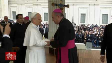 Roma: el obispo de Puerto Iguazú participó de la catequesis del Papa León XIV obispo iguazú papa león