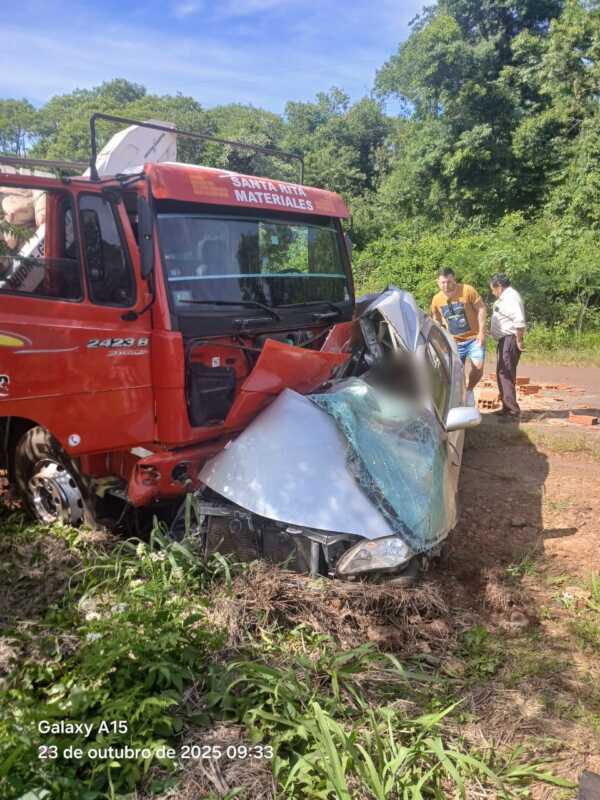 Identificaron a los dos muertos en un choque frontal entre un auto y un camión en El Soberbio 3 WhatsApp Image 2025 10 23 at 10.33.38 - 2