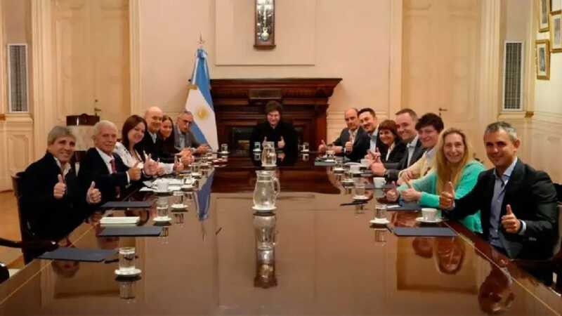 Entradas y salidas: ¿cómo se reconfigura el Gabinete de Milei tras las elecciones? 2 WhatsApp Image 2025 10 27 at 08.29.51 1 - 1