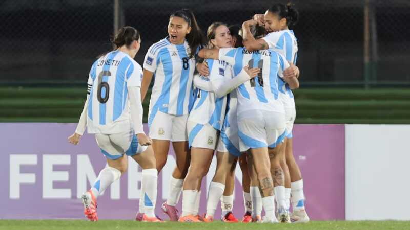 Argentina logró un agónico empate ante Uruguay con presencia misionera Selección Argentina femenina