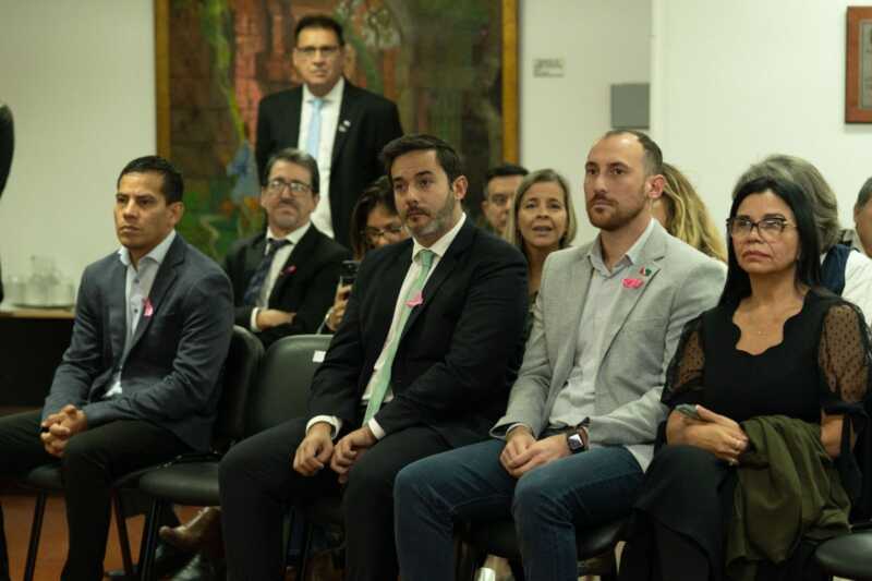 Nuevos funcionarios judiciales juraron sus cargos en un acto encabezado por el STJ 22 WhatsApp Image 2025 10 31 at 12.44.12 1 - 21