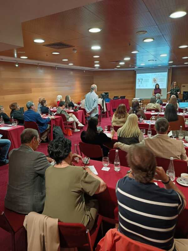 Beatriz Martínez en el Congreso Internacional de Mentoría “Mentoring Talks 2025” en Lisboa 2 betrizs mártinez