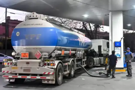Misiones registró leve suba en venta de combustibles mientras Corrientes cayó y Formosa lideró el NEA combustible ypf misiones