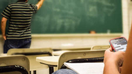 Docentes misioneros tendrán un aumento salarial tras el acuerdo paritario docentes