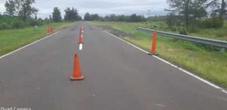 Corrientes: Corte total en la Ruta Nacional 12 por un socavón en Itá Ibaté corrientes 2 - 1