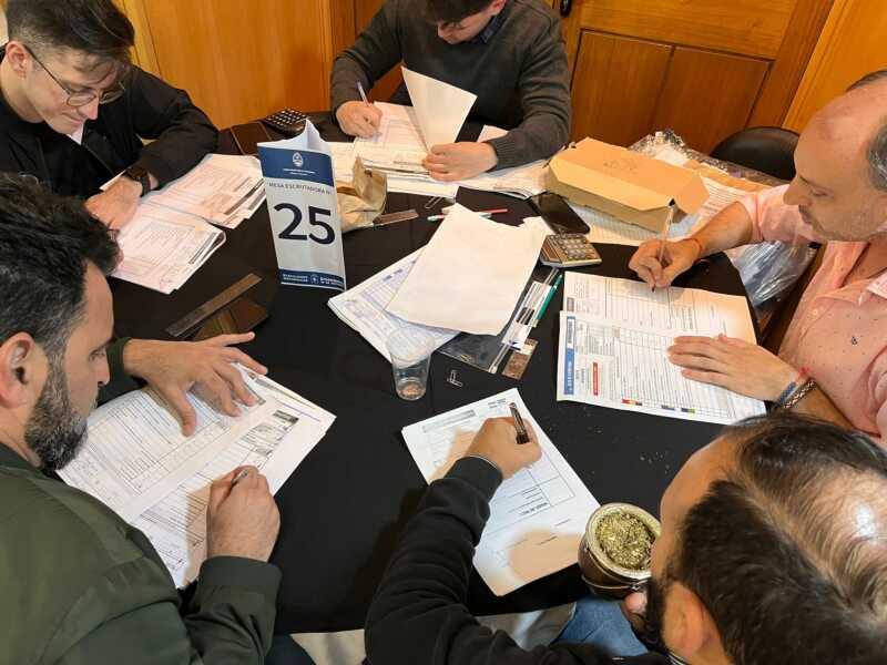 Comenzó el escrutinio definitivo de las elecciones legislativas en Misiones 1 escrutinio
