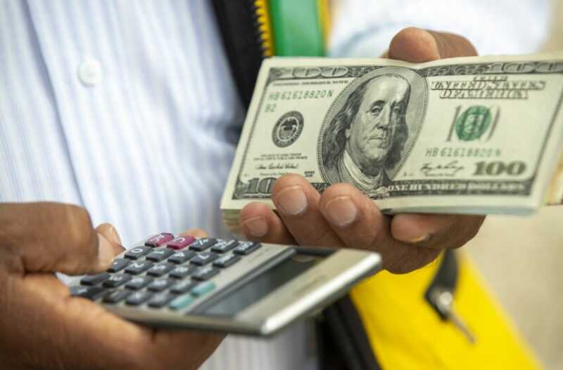 Oficializan los feriados bancarios y cambiarios de 2025: cuándo cierran las entidades 1 feriado
