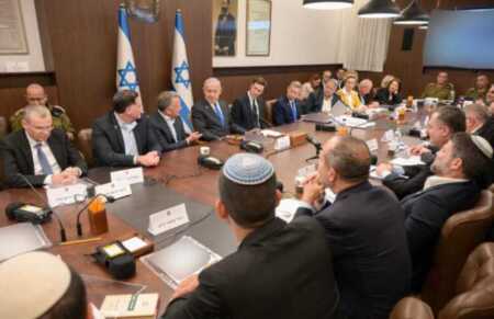 Israel y Hamas sellan un acuerdo de alto el fuego e intercambio de rehenes israel