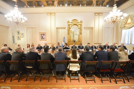 Provincias en crisis: recorte de fondos y conflictos que se multiplican.