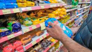 Los balances del primer semestre muestran una mejora en la rentabilidad de las grandes alimenticias, aunque el consumo interno todavía no recupera fuerza.