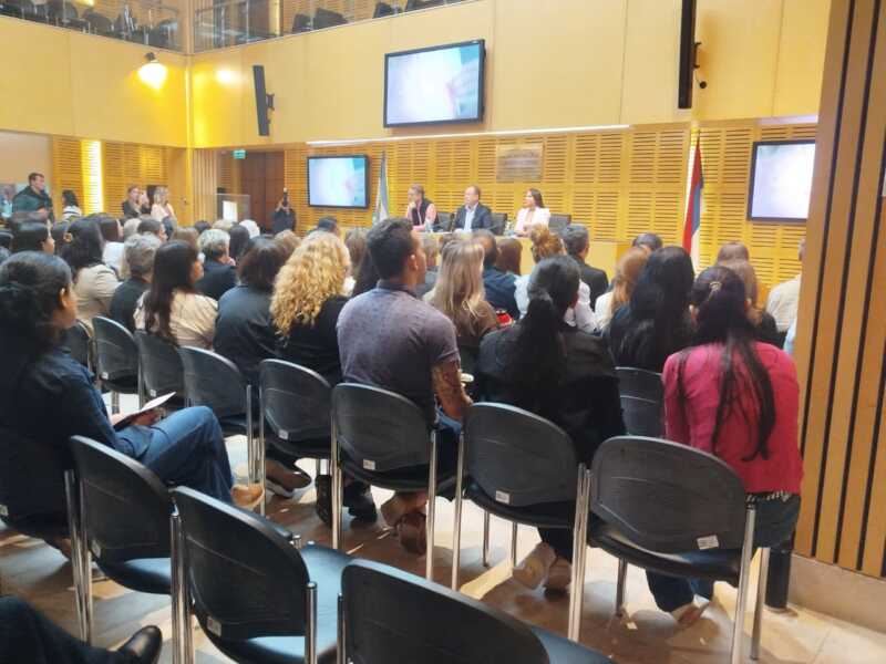 Misiones se tiñe de rosa con charlas, controles y eventos solidarios en octubre 2 lanzamiento mes rosa 2 - 1