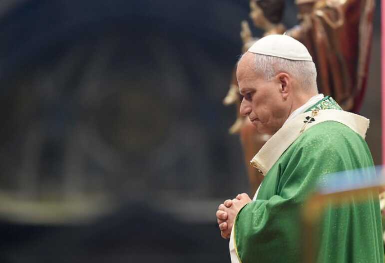 El Papa León XIV: “El amor es la regla suprema en la Iglesia” 2 leon14 a - 1