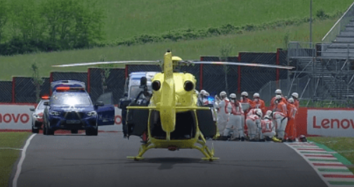 Impactante accidente entre dos pilotos en la vuelta previa del GP de Malasia de Moto3 4 moto gp - 3