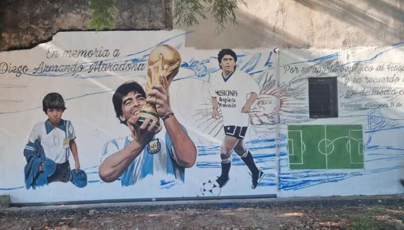 En Posadas, celebrarán los 65 años de Diego Maradona con un nuevo mural 1 maradona