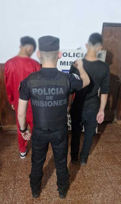 Disturbios en la Estudiantina de San Vicente: 14 jóvenes demorados y dos heridos 3 san vicente 4 - 2