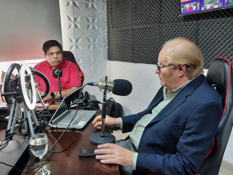 tomas en radio Up - 2
