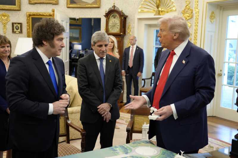 El Gobierno de los Estados Unidos volvió a comprar pesos argentinos 2 estados unidos