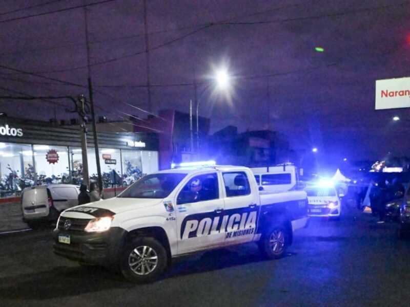 Descubren guarida de barretero en Posadas y secuestran motos y objetos robados 2 vjBd26Lam 2000x1500 1 1 - 1