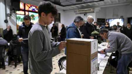 Macías confirmó que Misiones debate limitar la ley de lemas, avanzar con boleta única propia y fortalecer el voto joven La analista y docente Carla Chini destaca cómo los jóvenes participan en política, perciben la economía y comprenden la boleta única en Misiones.