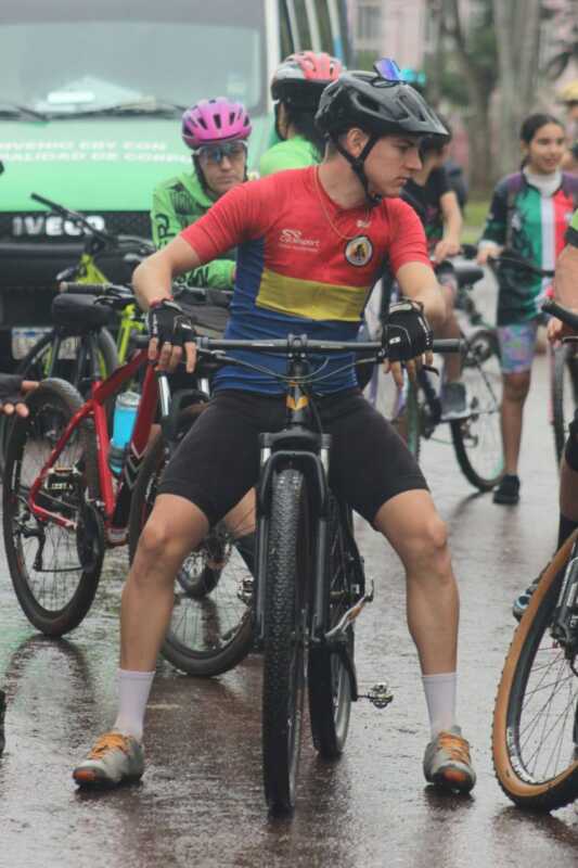 El misionero Martín Vogler, campeón de ciclismo en Paraguay 3 Martín Vogler: el misionero que se consagró campeón en el ciclismo paraguayo