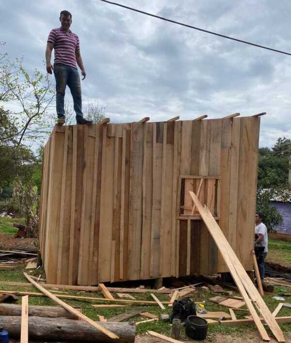 Aristobulo del Valle casa solidaria 1 e1762350338305 - 3
