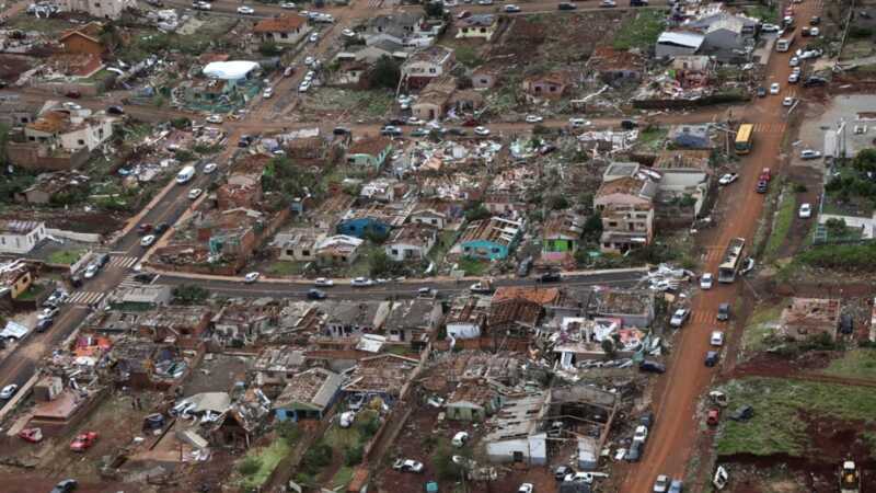 Tragedia climática en Brasil: un ciclón arrasó tres estados y provocó siete muertes 2 Brasil