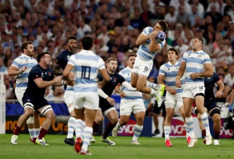 Los Pumas lucharon hasta el final pero Inglaterra se quedó con el amistoso 3 Caída competitiva: Los Pumas perdieron por cuatro puntos ante Inglaterra