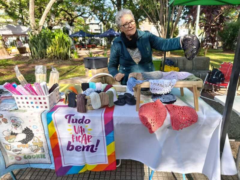 Frutas, verduras y tortas fritas, los elegidos de la feria de emprendedores en Posadas 6 Feria emprendedores posadas 5 - 5