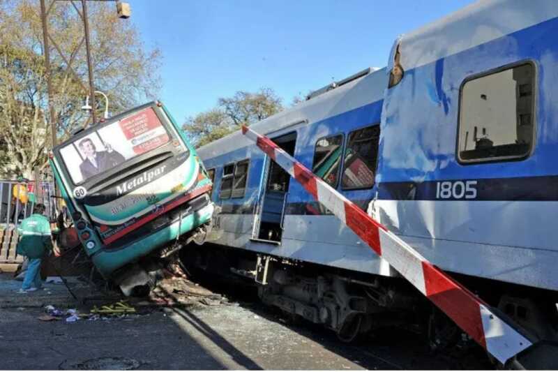 Julio De Vido fue trasladado a la cárcel de Ezeiza para cumplir condena por la Tragedia de Once 7 - 6